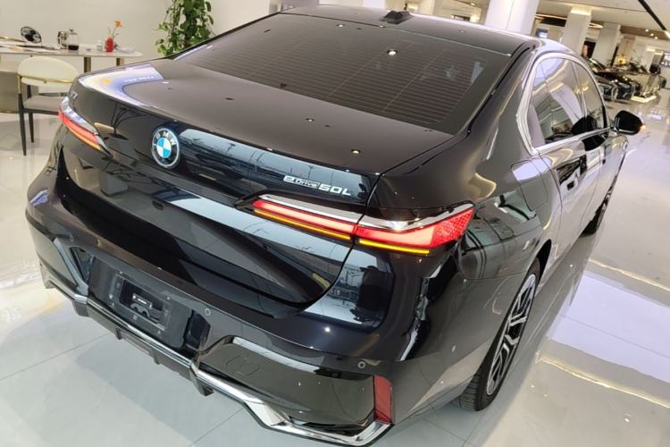 Used BMW i7 2023 eDrive50L Leading M Sport Package Rear Right 45 Deg