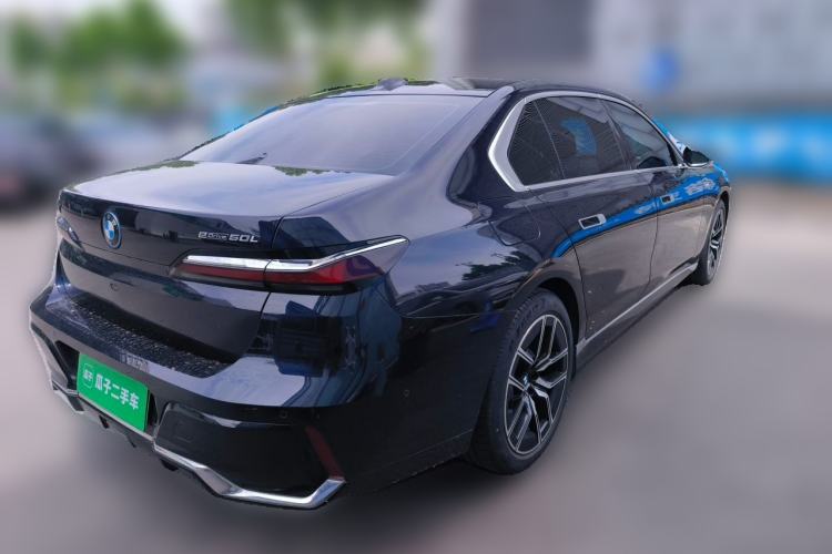 Used BMW i7 2023 eDrive50L Leading M Sport Package Rear Right 45 Deg