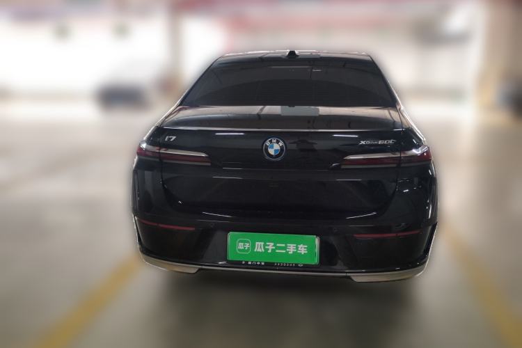 Used BMW i7 2023 xDrive60L Luxury Package Rear