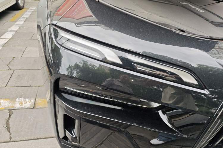 Used BMW i7 2023 eDrive50L Leading M Sport Package Right Front Headlight