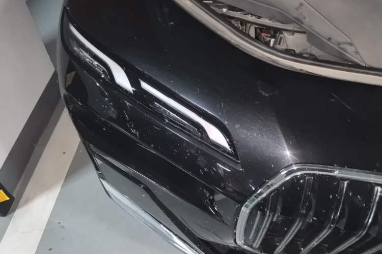 Used BMW i7 2023 eDrive50L Leading M Sport Package Right Front Headlight
