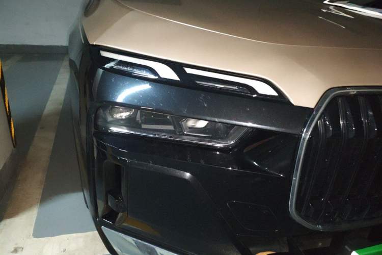 Used BMW i7 2023 eDrive50L Leading M Sport Package Right Front Headlight
