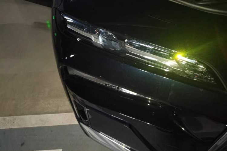 Used BMW i7 2023 eDrive50L Prestige M Sport Package Right Front Headlight