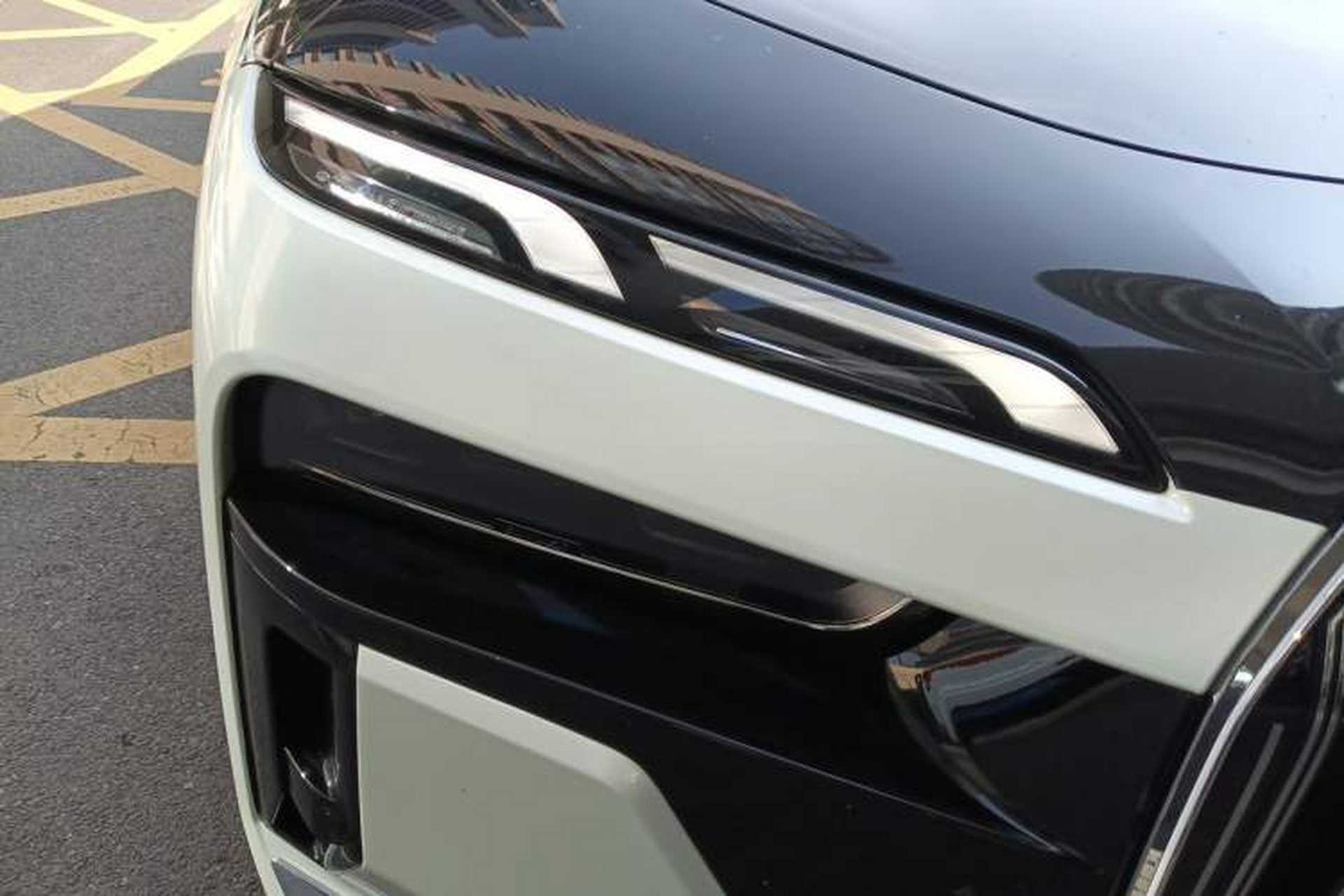 Used BMW i7 2023 eDrive50L Leading M Sport Package Right Front Headlight
