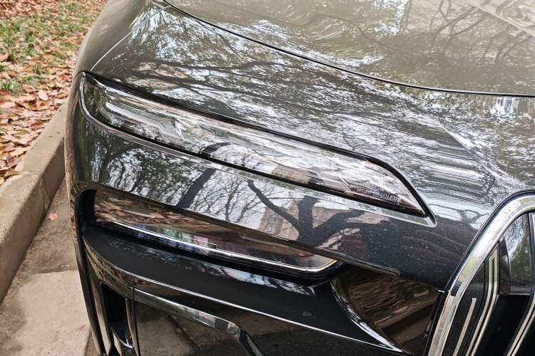Used BMW i7 2023 eDrive50L Prestige M Sport Package Right Front Headlight