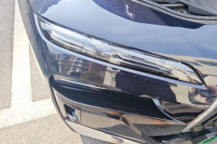 Used BMW i7 2023 eDrive50L Prestige M Sport Package Right Front Headlight