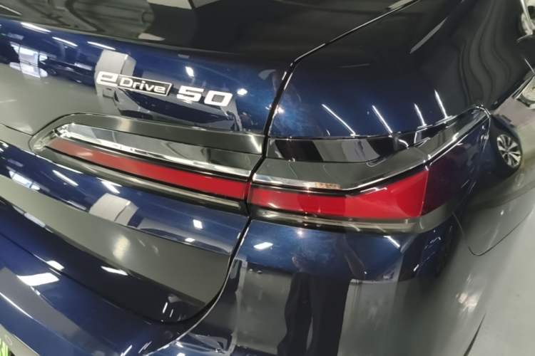 Used BMW i7 2023 eDrive50L Leading M Sport Package Right Rear Taillight