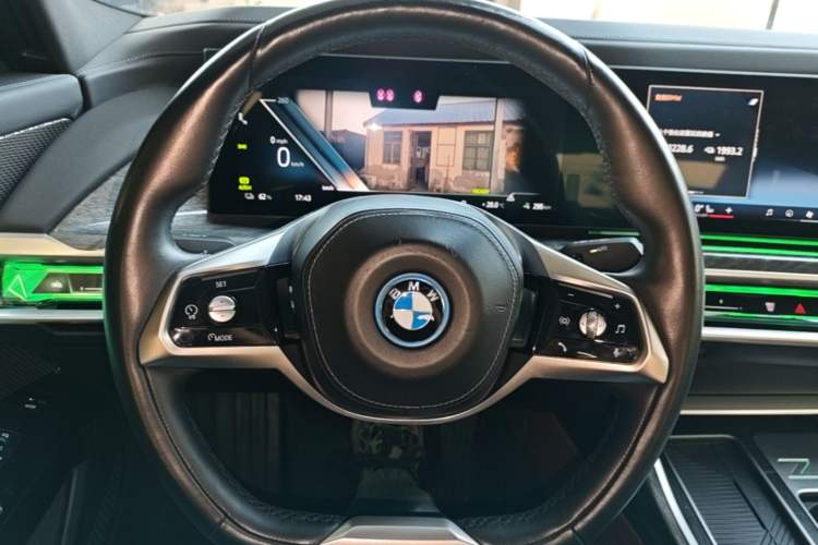 Used BMW i7 2023 eDrive50L Prestige Luxury Package Steering Wheel