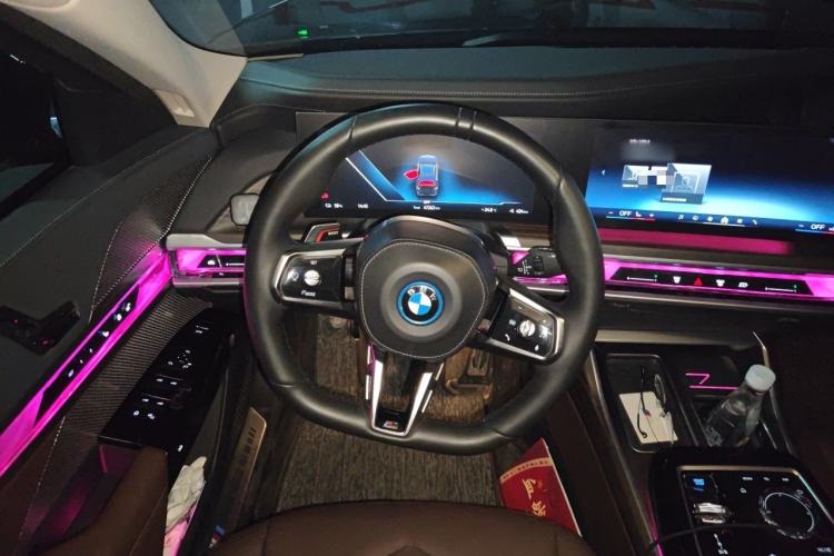 Used BMW i7 2023 eDrive50L Leading M Sport Package Steering Wheel