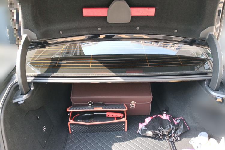 Used BMW i7 2023 eDrive50L Leading M Sport Package Trunk