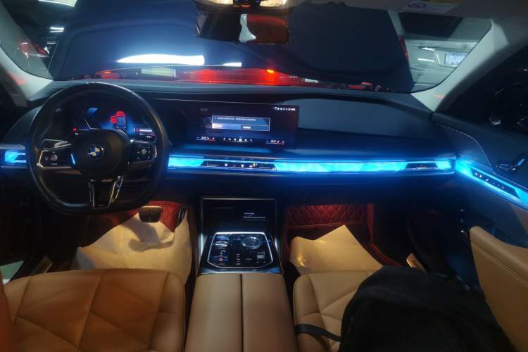 Used BMW i7 2023 eDrive50L Leading M Sport Package Audio And AC Panel