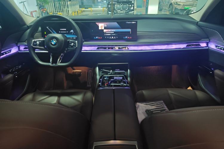 Used BMW i7 2023 eDrive50L Leading M Sport Package Center Console