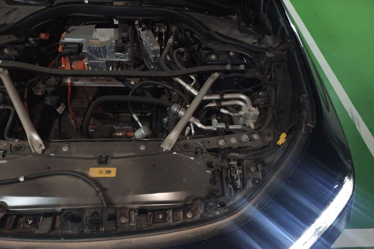 Used BMW i7 2023 eDrive50L Prestige Luxury Package Engine Bay Left