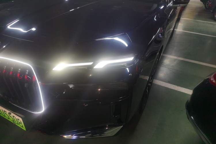 Used BMW i7 2023 eDrive50L Leading M Sport Package Left Front Headlight
