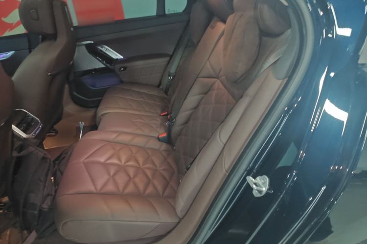 Used BMW i7 2023 eDrive50L Leading M Sport Package Left Rear Seat