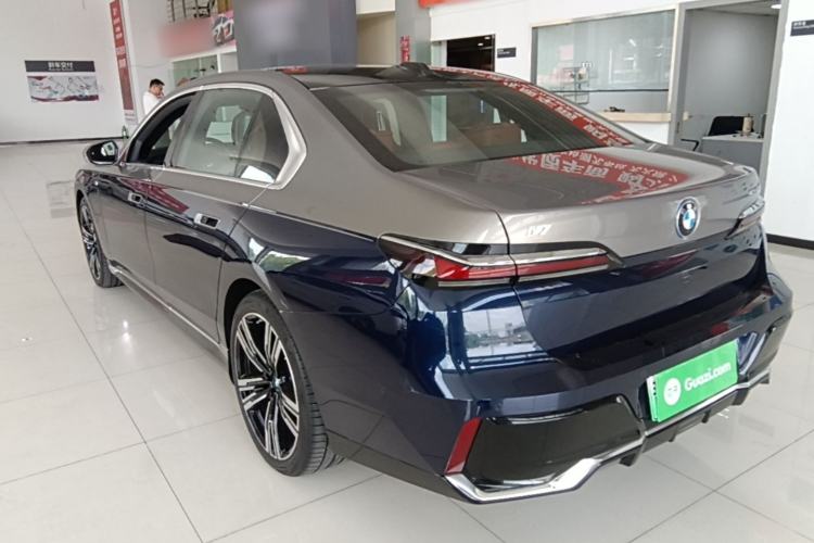 Used BMW i7 2023 eDrive50L Prestige M Sport Package Rear Left 45 Deg