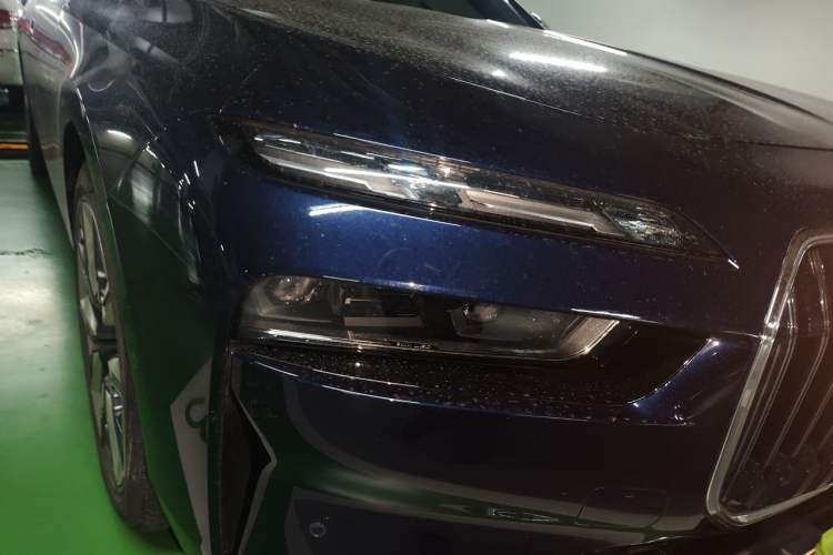 Used BMW i7 2023 eDrive50L Prestige Luxury Package Right Front Headlight