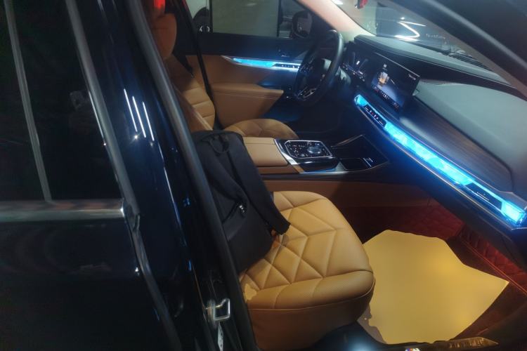Used BMW i7 2023 eDrive50L Leading M Sport Package Right Front Seat