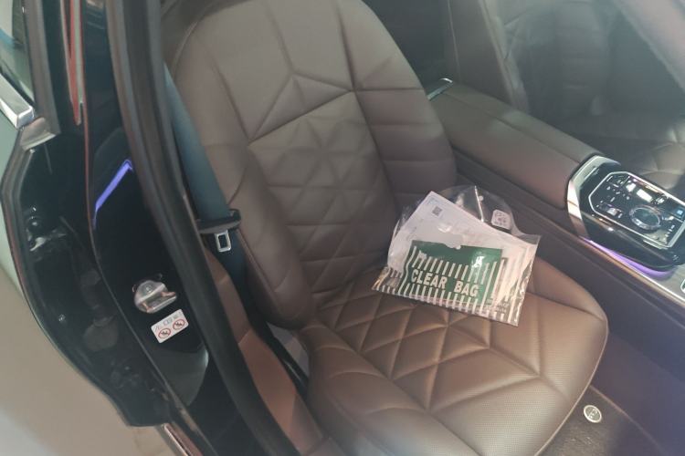 Used BMW i7 2023 eDrive50L Leading M Sport Package Right Front Seat