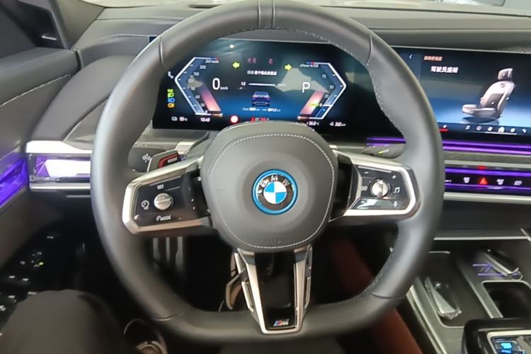Used BMW i7 2023 eDrive50L Prestige M Sport Package Steering Wheel