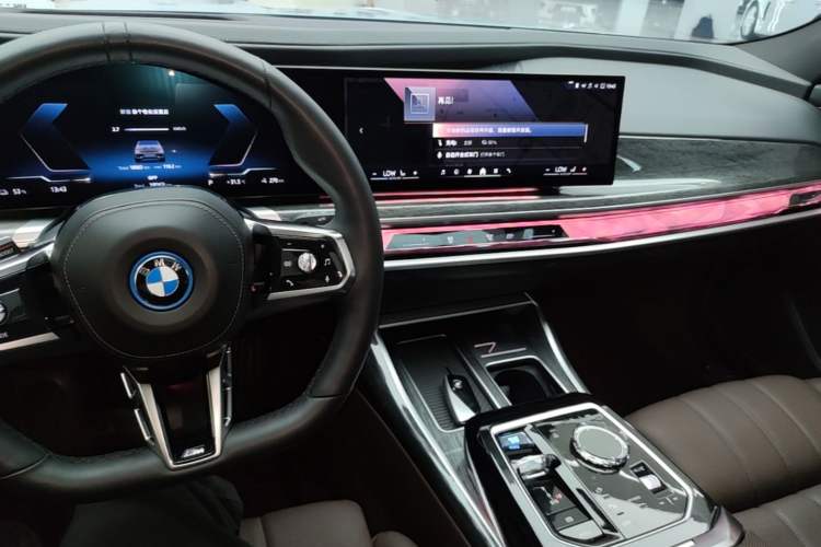 Used BMW i7 2023 eDrive50L Prestige M Sport Package Audio And AC Panel