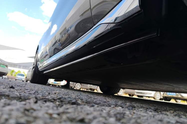 Used BMW i7 2023 eDrive50L Leading M Sport Package Chassis Front Right