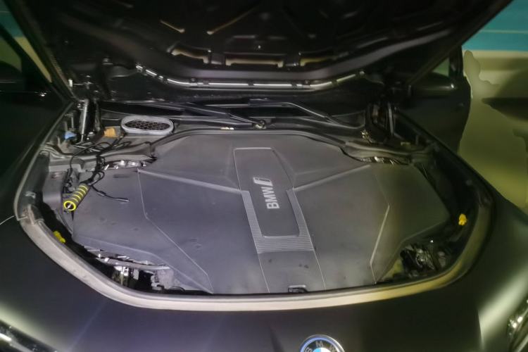 Used BMW i7 2023 eDrive50L Prestige M Sport Package Engine Bay
