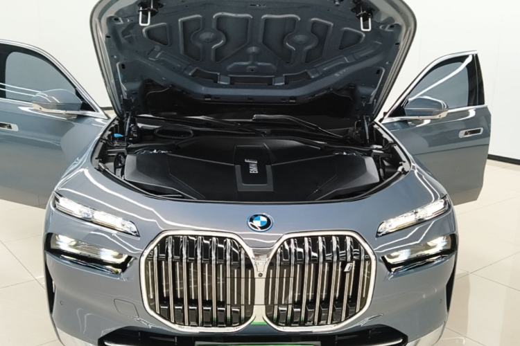 Used BMW i7 2023 eDrive50L Prestige Luxury Package Engine Bay