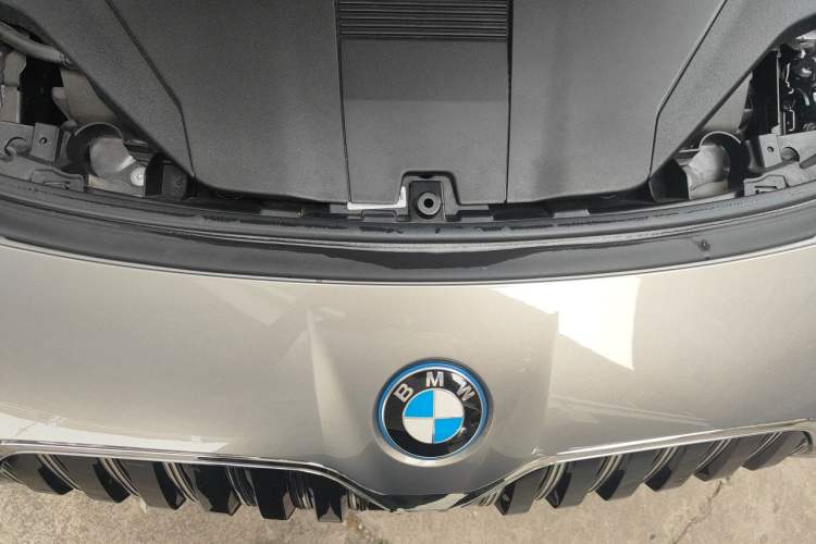 Used BMW i7 2023 eDrive50L Prestige M Sport Package Engine Bay