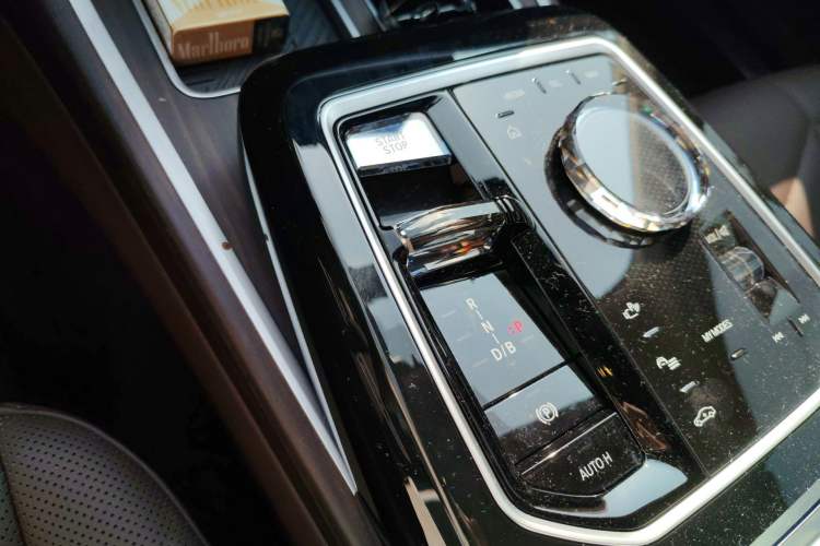 Used BMW i7 2023 eDrive50L Leading M Sport Package Gear Lever