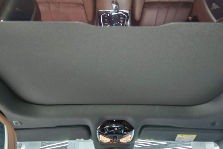 Used BMW i7 2023 eDrive50L Prestige Luxury Package Headliner