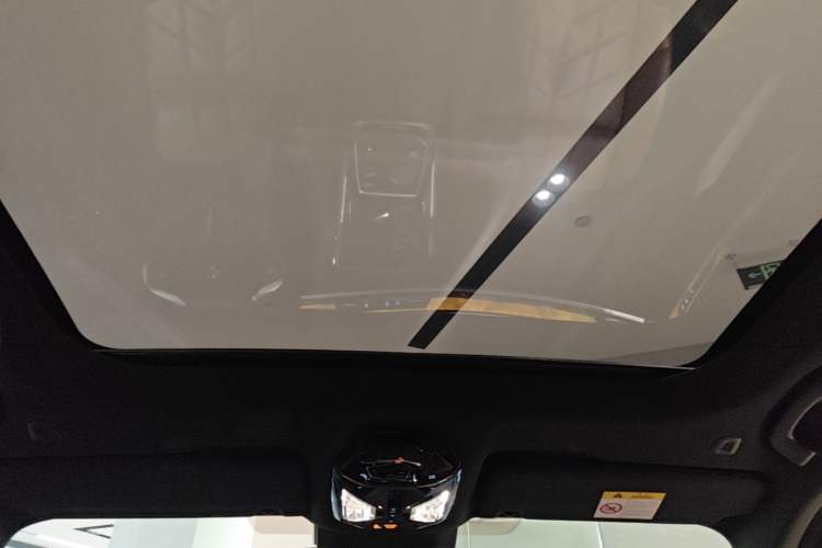 Used BMW i7 2023 eDrive50L Prestige M Sport Package Headliner