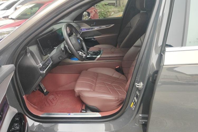 Used BMW i7 2023 eDrive50L Prestige M Sport Package Left Front Seat