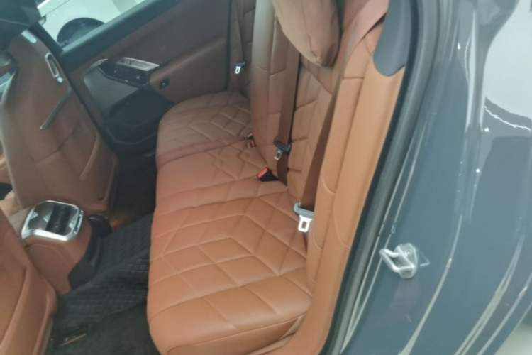 Used BMW i7 2023 eDrive50L Prestige M Sport Package Left Rear Seat