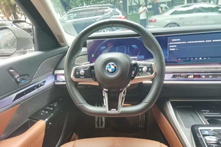 Used BMW i7 2023 eDrive50L Leading M Sport Package Steering Wheel
