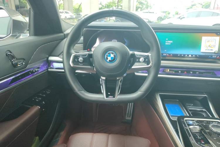 Used BMW i7 2023 eDrive50L Prestige M Sport Package Steering Wheel