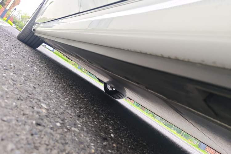 Used BMW i7 2023 xDrive60L Luxury Package Chassis Rear Left