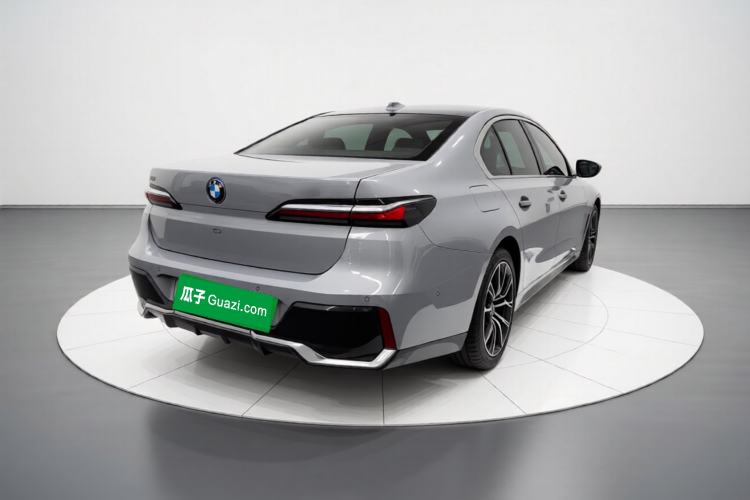 Used BMW i7 2023 eDrive50L Leading M Sport Package Rear Right 45 Deg