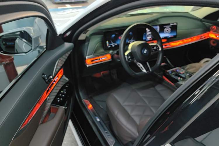 Used BMW i7 2023 eDrive50L Leading M Sport Package Driver Seat