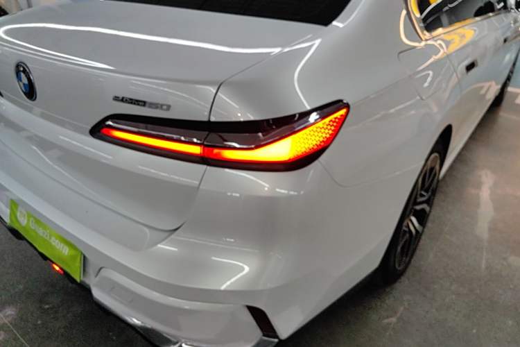 Used BMW i7 2023 eDrive50L Leading M Sport Package Right Rear Taillight