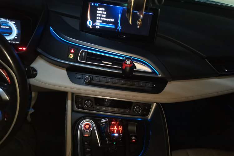 Used BMW i8 2014 Standard Model Audio And AC Panel