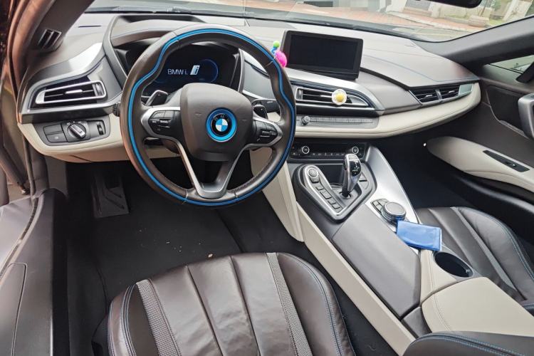 Used BMW i8 2014 Standard Model Center Console
