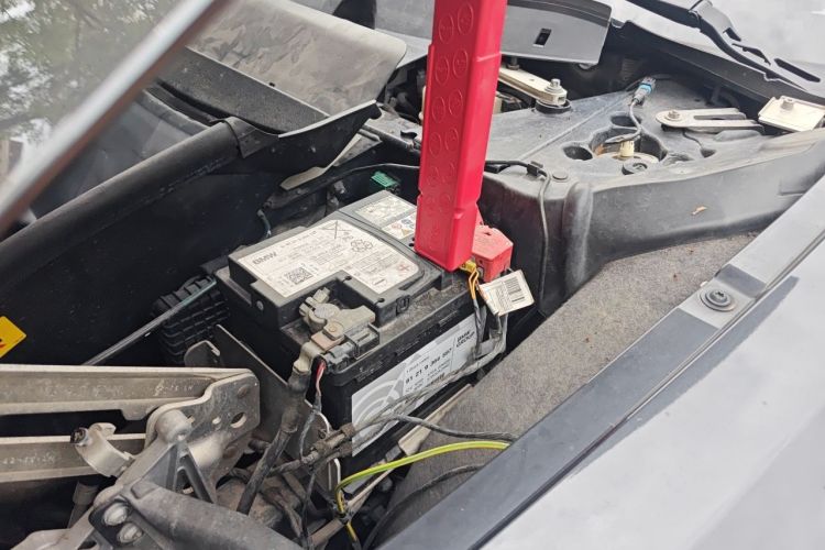 Used BMW i8 2014 Standard Model Engine Bay Left