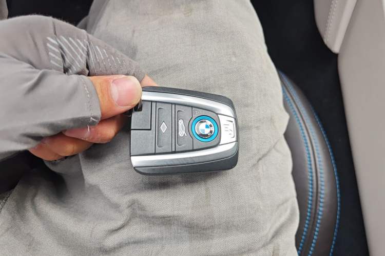 Used BMW i8 2014 Standard Model Vehicle Key