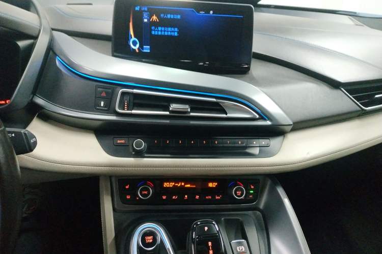 Used BMW i8 2014 Standard Model Audio And AC Panel