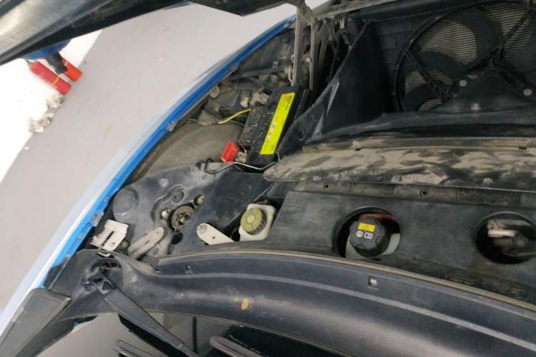 Used BMW i8 2014 Standard Model Engine Bay Right