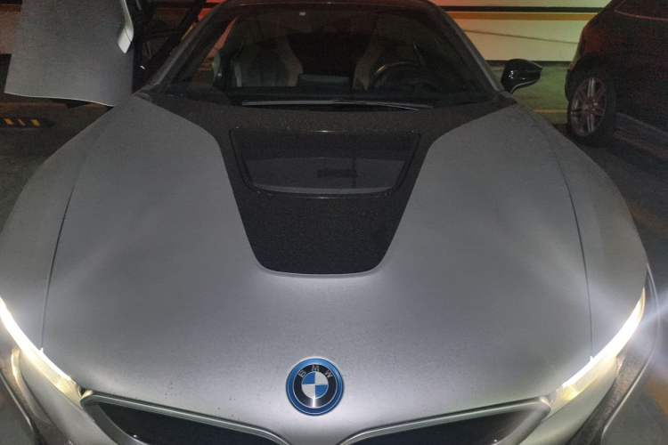 Used BMW i8 2014 Standard Model Engine Bay