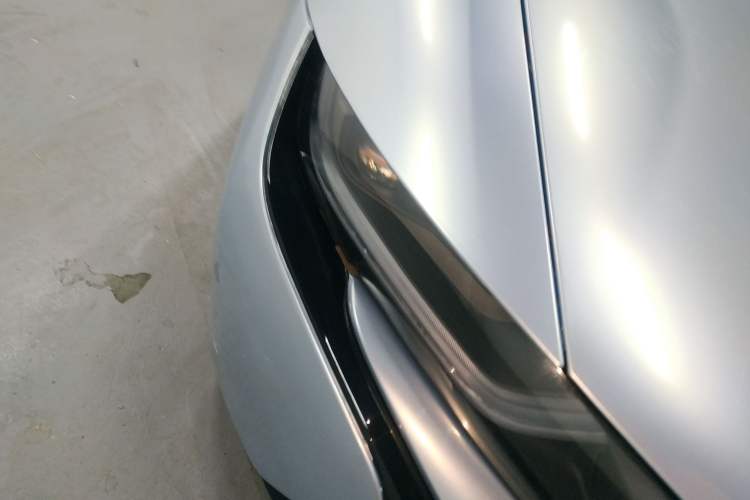 Used BMW i8 2014 Standard Model Right Front Headlight