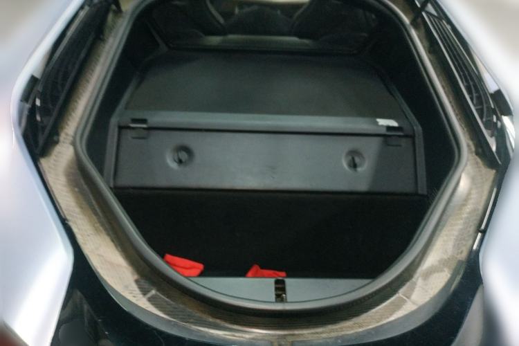 Used BMW i8 2014 Standard Model Trunk