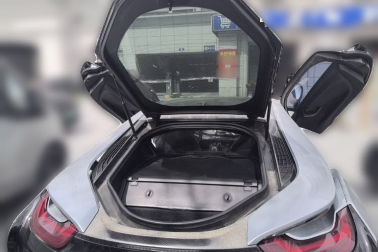 Used BMW i8 2014 Standard Model Trunk